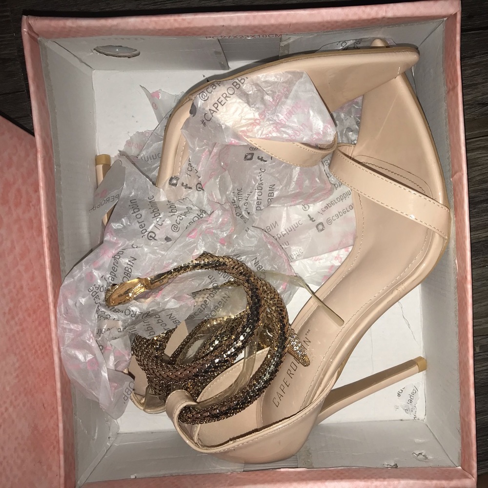 Cape Robbin Heels